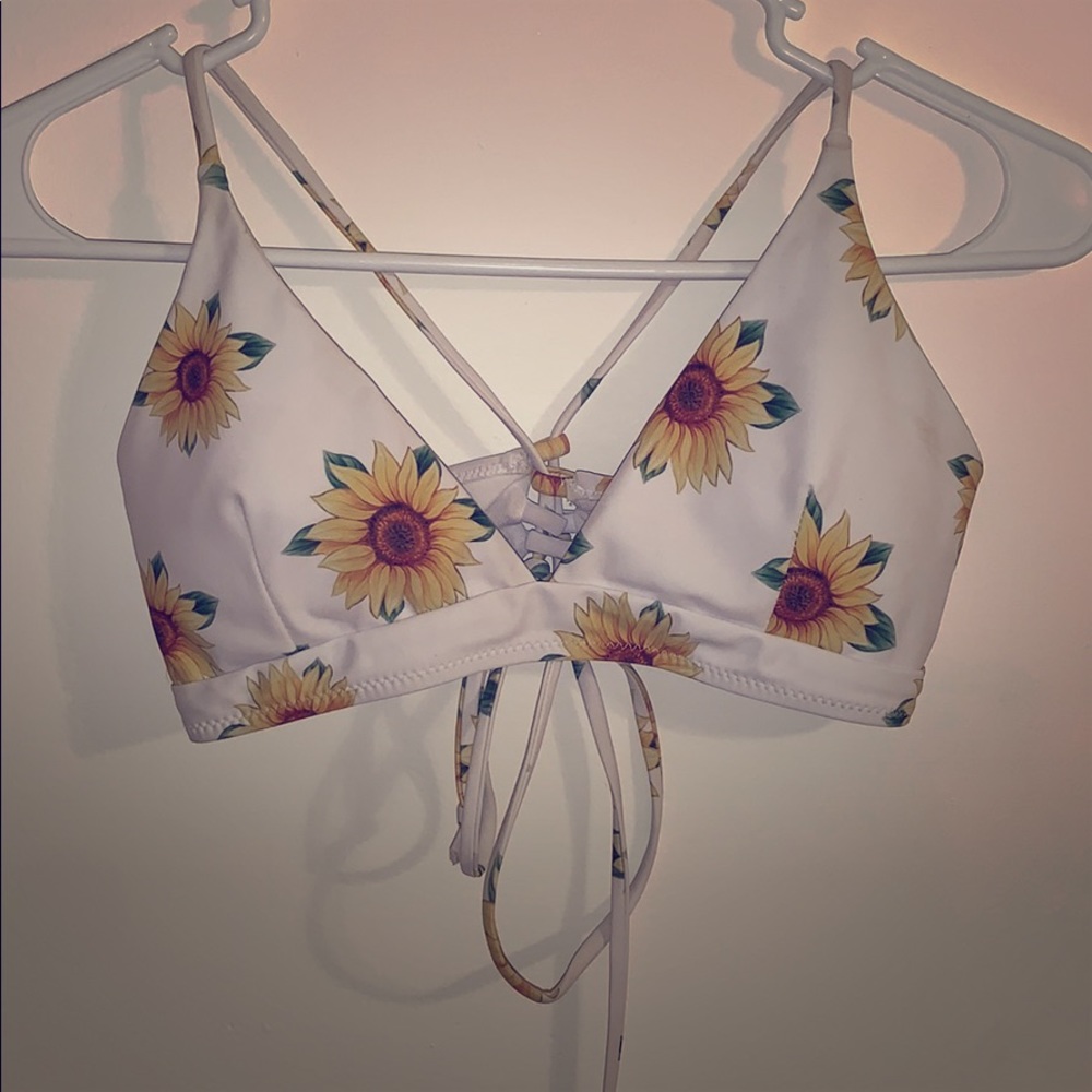 Bikini top